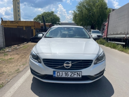 Volvo V60 hybride rechargeable 286 ch