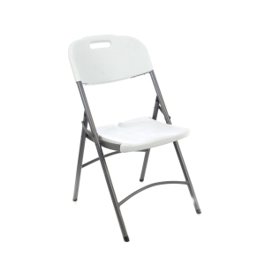 Białe składane krzesło z metalową ramą i polietylenem