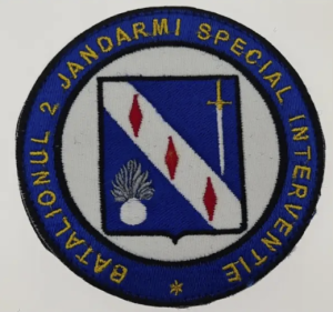 סמל עגול רקום של גדוד ההתערבות המיוחד השני של הג'נדרמי